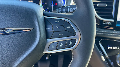 2025 Chrysler Pacifica