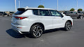 2023 Mitsubishi Outlander PHEV SE