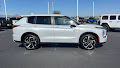 2023 Mitsubishi Outlander PHEV SE