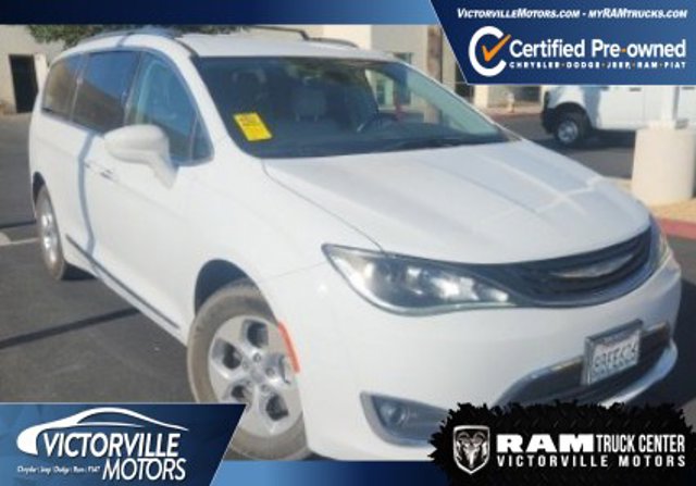 2018 Chrysler Pacifica Hybrid Touring L